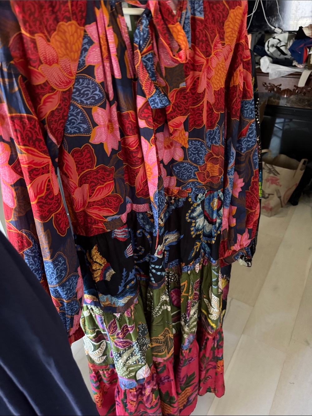 FARM Rio NWT Mixed Flower Prints Maxi Dress Multi S - Picture 4 of 10